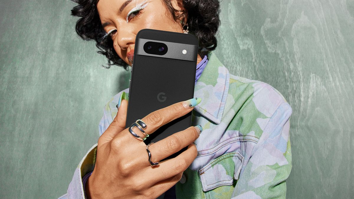 Read more about the article News Weekly: Pixel 8a arrives, YouTube gets more AI, Motorola’s new stylus phone and more