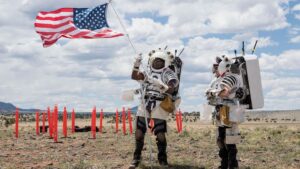 Read more about the article NASA astronauts practice “moonwalk” in the Arizona desert (photos)