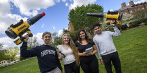 Read more about the article A group of college students may have just figured out how to silence leaf blowers