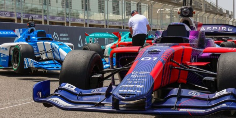 Read more about the article Driverless racing is real, terrifying and strangely exciting