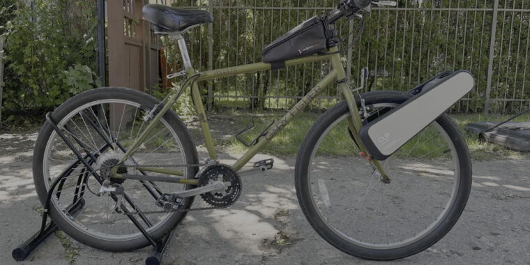 Read more about the article Turn almost any bike into an e-bike with the clip