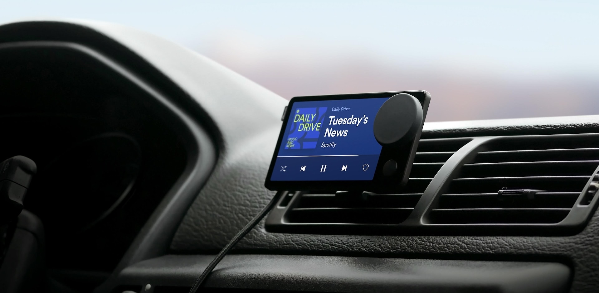 You are currently viewing Scalpers are asking $200 for Spotify’s failed CarPlay Killer, and users are snapping up the offer