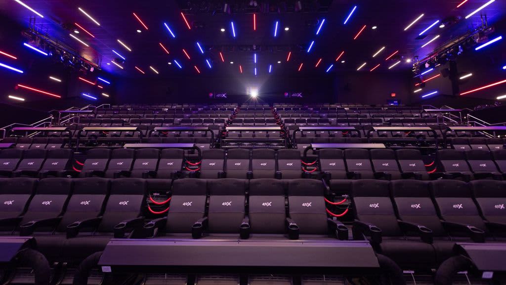 Read more about the article Shaking Seats and Intruding Fog: How 4DX Creates a Niche for Movies