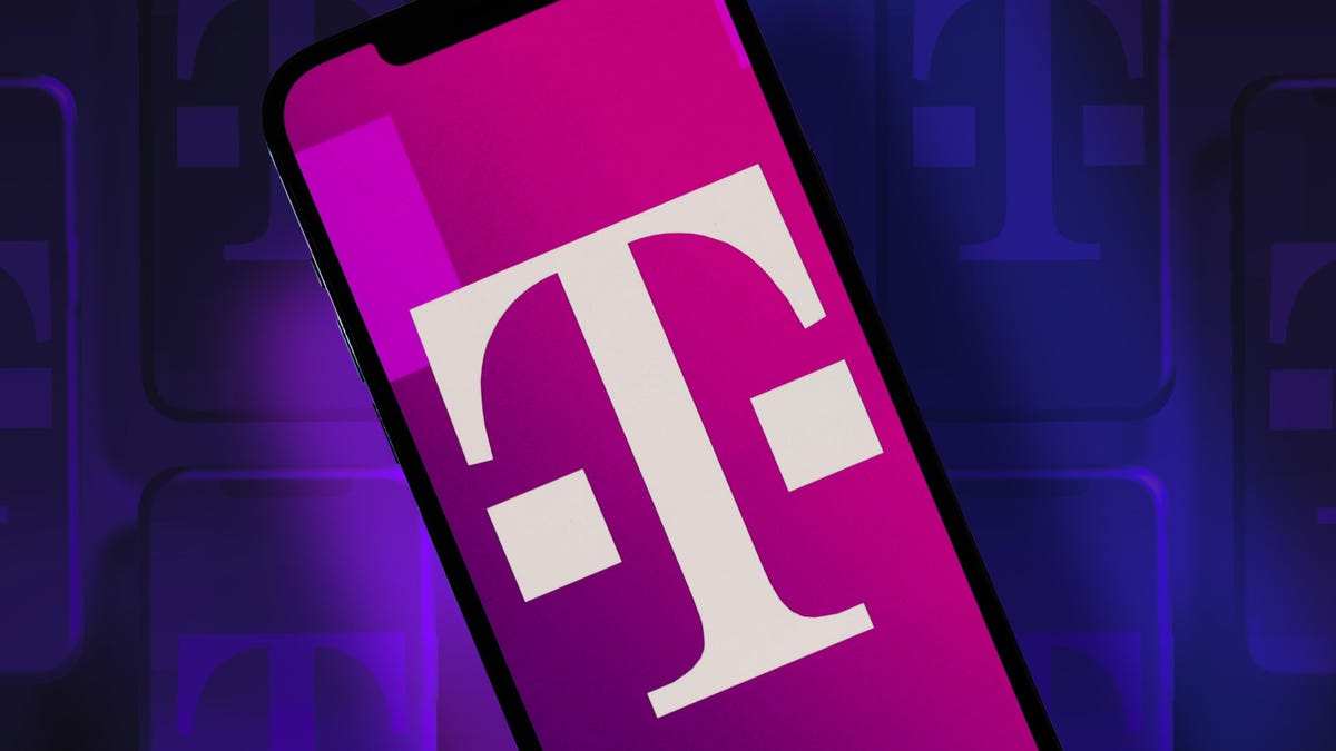 You are currently viewing T-Mobile is raising prices on some of its older plans starting with your next bill