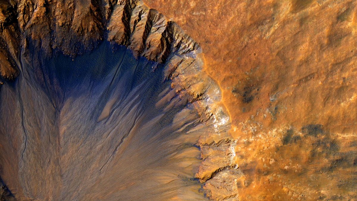 Read more about the article Mars is more susceptible to devastating asteroid impacts than we thought, new studies show