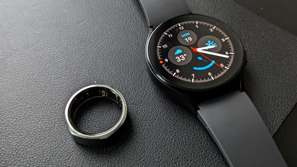 Read more about the article Samsung is suing Oura, and the outcome will decide the future of smart rings