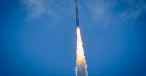 Read more about the article Starliner departs on 1st flight with NASA astronauts on board