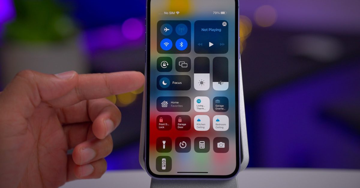 Read more about the article iOS 18: Control Center move to multiple pages is a big deal for users – 9to5Mac