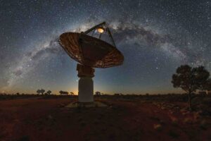 Read more about the article Mysterious space object emitting radio signals every 54 minutes baffles scientists – The Debrief