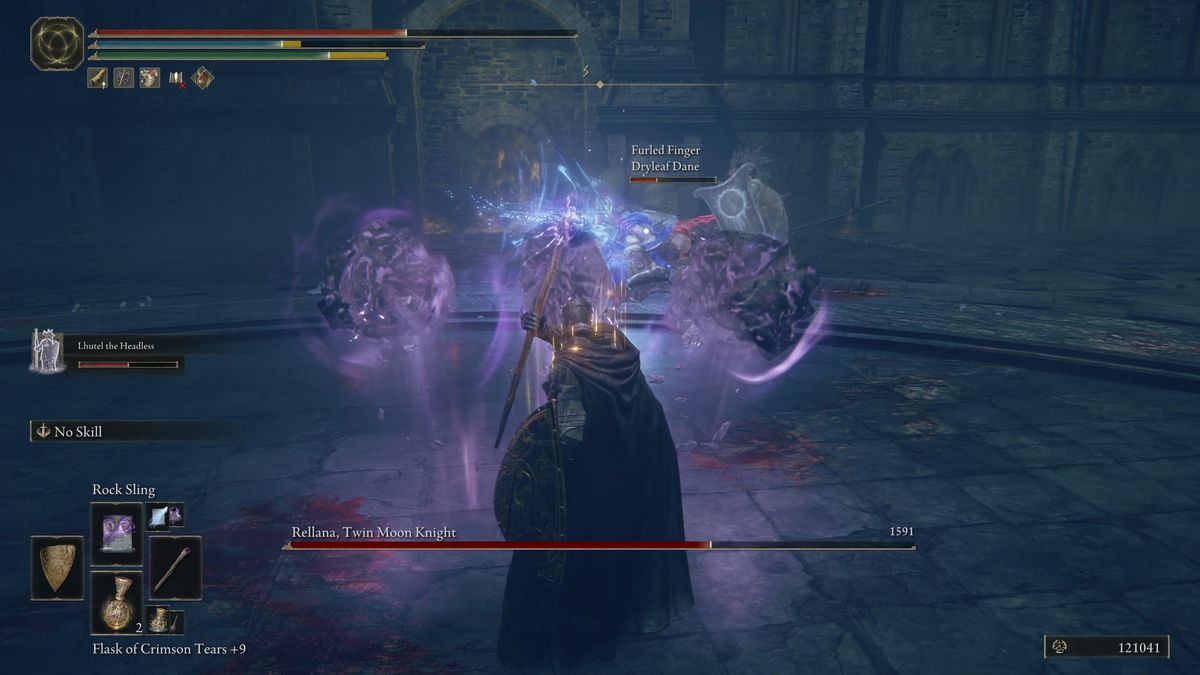 Some purple stones float between Rellana and the Elden Ring DLC ​​player