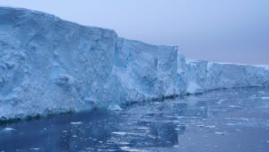 Read more about the article Scientists identify new Antarctic ice sheet ‘tipping point’, warn future sea-level rise may be underestimated