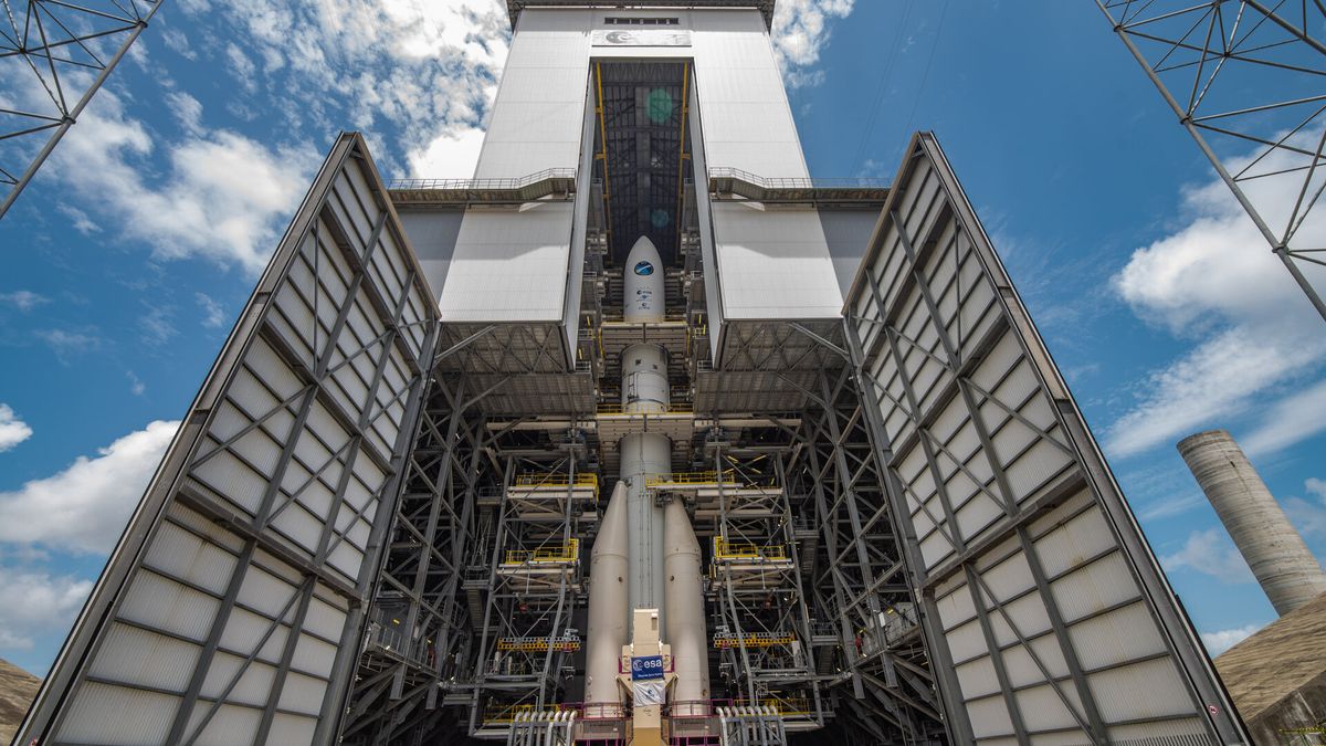 Read more about the article Europe’s new Ariane 6 rocket is on track for its long-awaited first launch on July 9