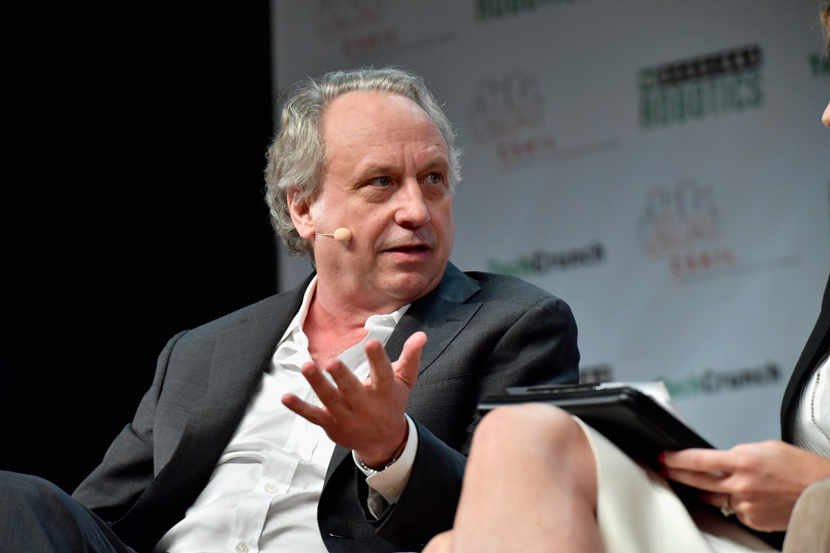 Read more about the article MIT robotics pioneer Rodney Brooks thinks people are vastly overestimating generative AI |  TechCrunch