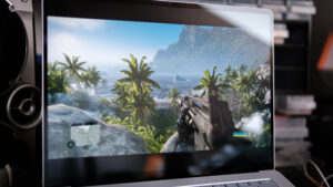 Read more about the article Snapdragon X Gaming: Can it run Crysis?