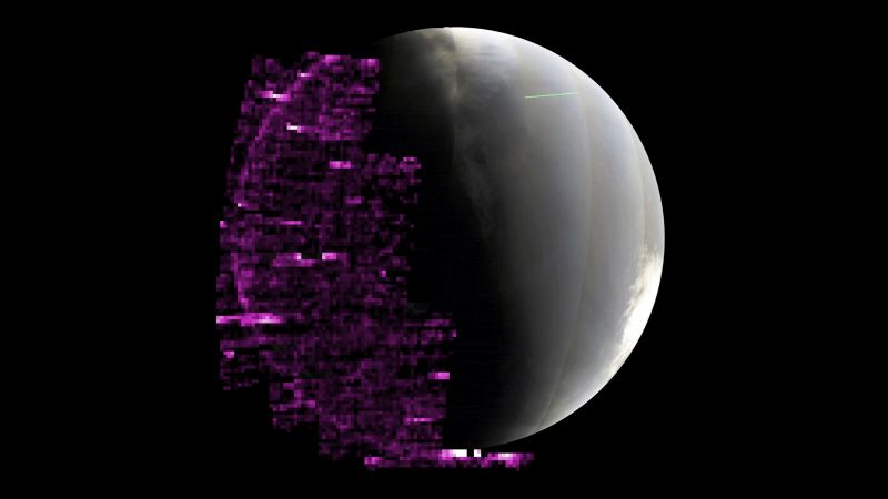 Read more about the article Solar storm hits Mars, creating auroras engulfing the planet, NASA says |  CNN