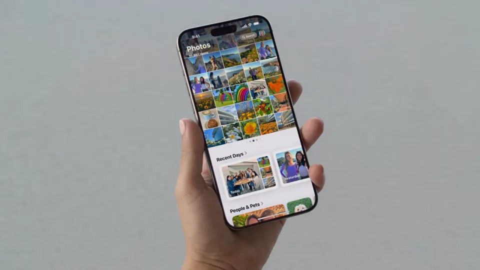 Read more about the article How Apple redesigned its Photos app around customization