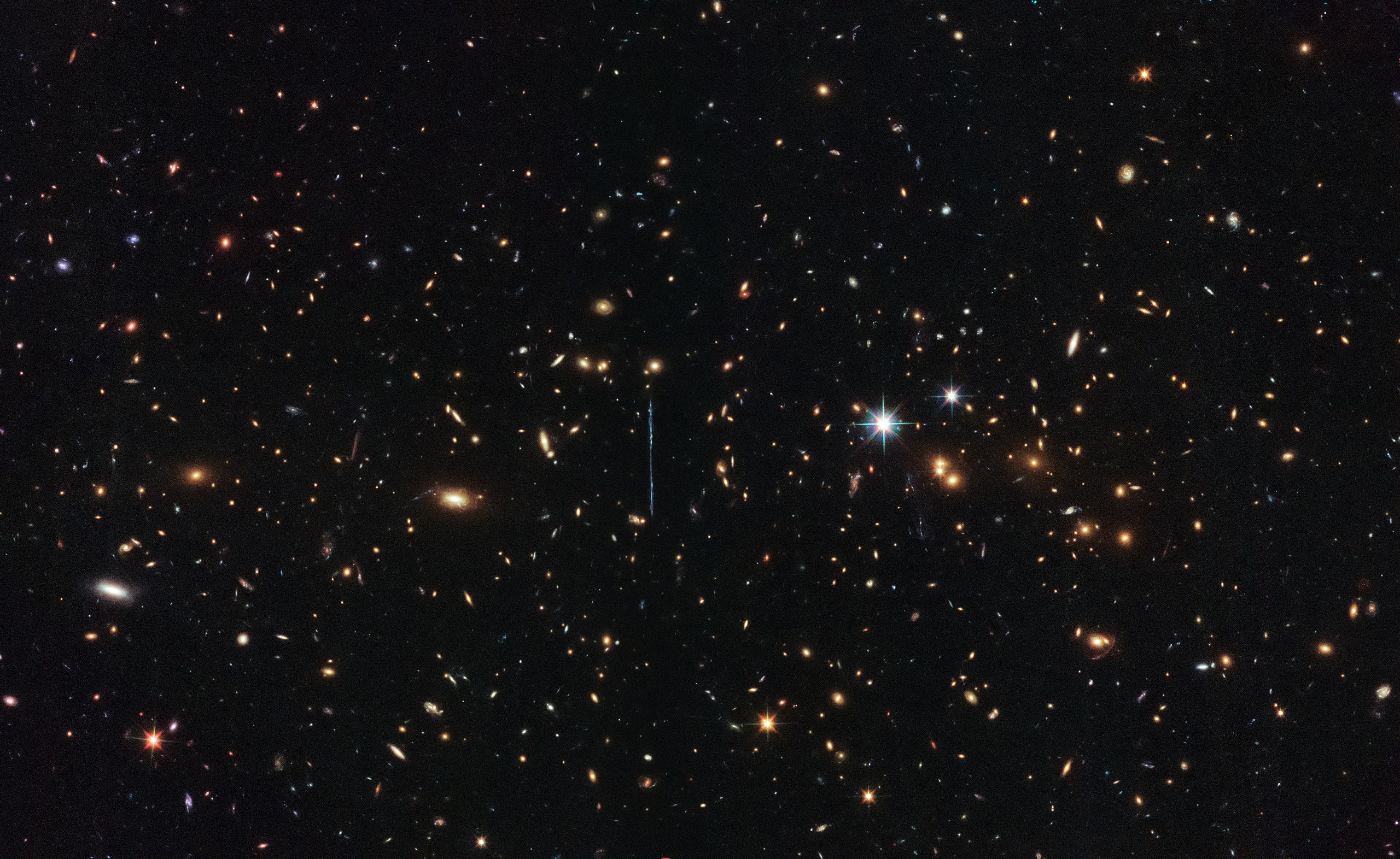 Hubble image of El Gordo, a massive galaxy cluster