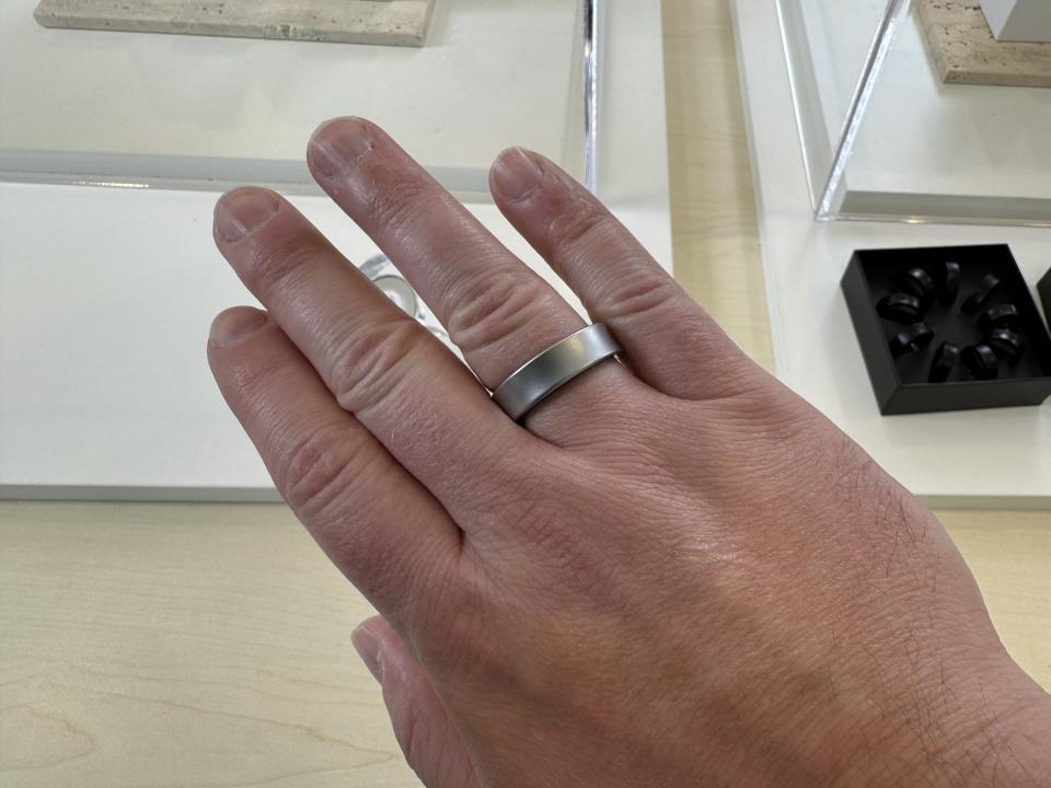 The Galaxy Ring feels like any other ring, though it features a series of sensors designed to help you track your health and fitness goals.  (Image: Howley)