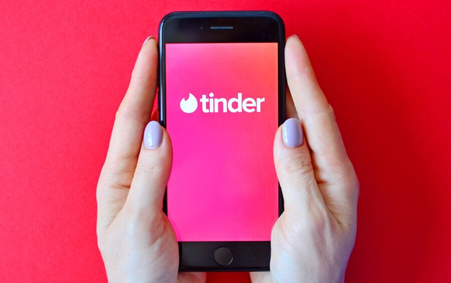 Tinder on smartphone.