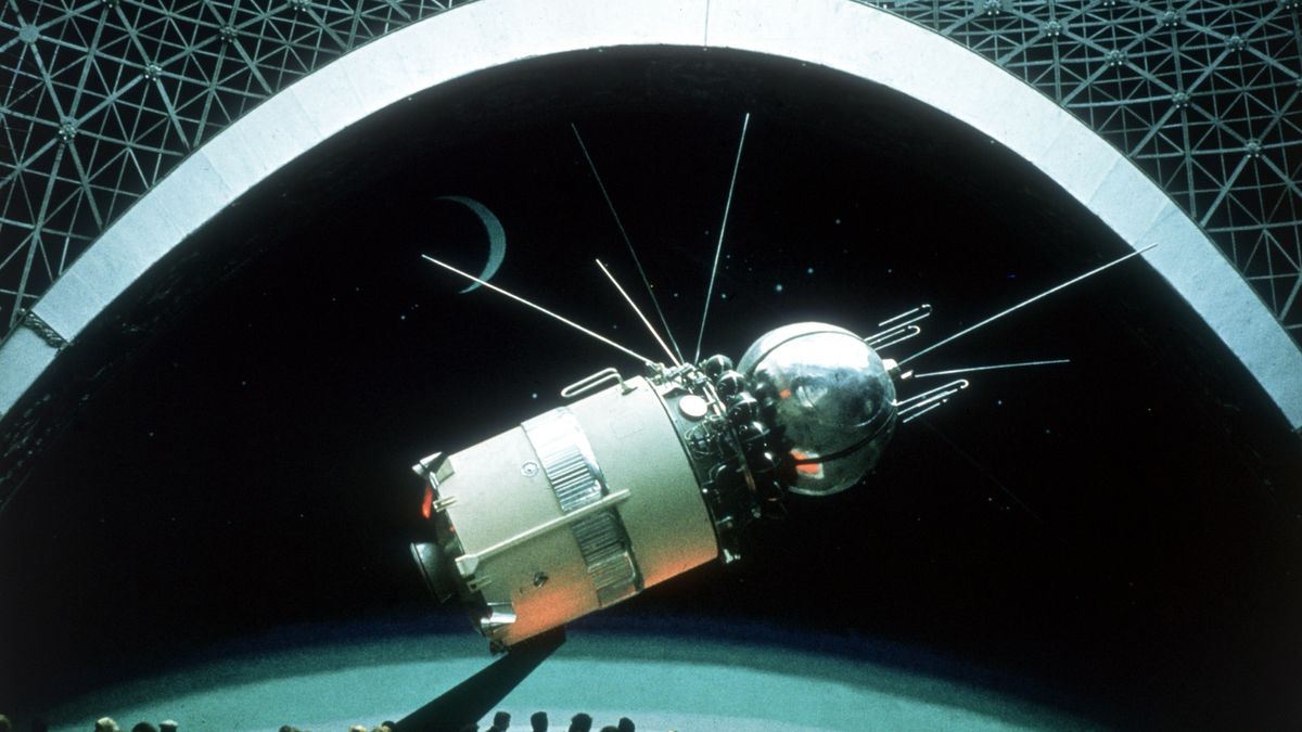 Read more about the article How the CIA ‘hijacked’ a Soviet lunar probe during the space race