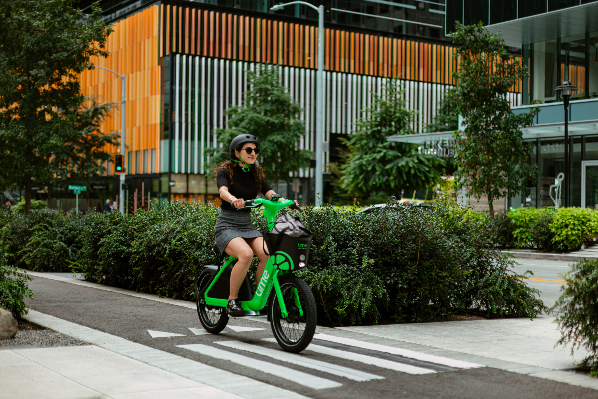 You are currently viewing Lime is piloting two new electric bikes to attract more women and older riders |  TechCrunch