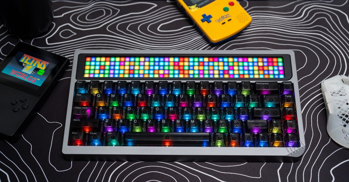 You are currently viewing Angry Miao’s new $559 keyboard has a huge dot-matrix display and retro details