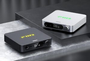 Read more about the article FiiO unveils the first desktop headphone amplifier with a four-channel 24-bit R2R DAC