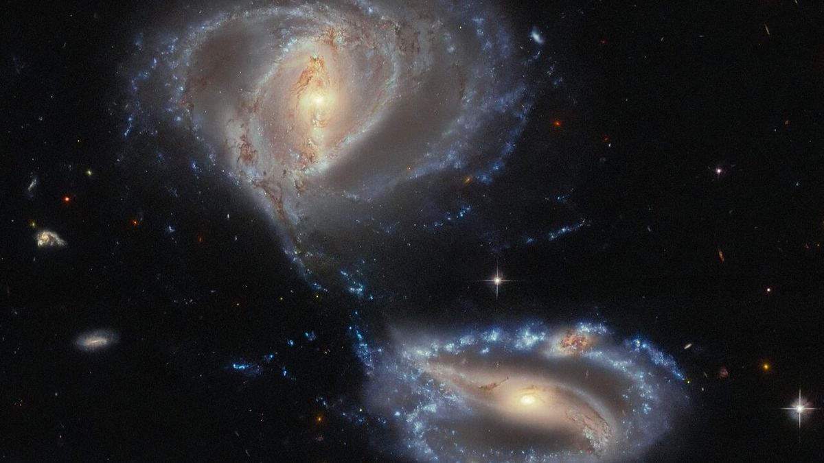 Read more about the article Is the universe still creating new galaxies?