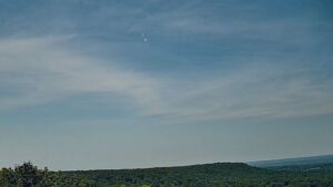 Read more about the article Rare daytime sighting of fireball over New York metropolitan area caught on video |  CNN