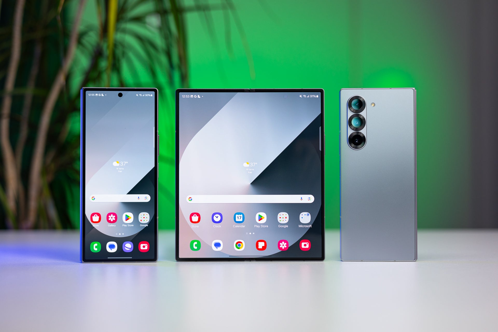 Hmm, how to write on this small screen?  - Samsung needs to go back to the drawing board with the Galaxy Z Fold 7