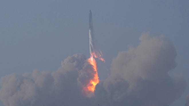 Read more about the article SpaceX Starship Florida launch too destructive, Blue Origin, ULA warn