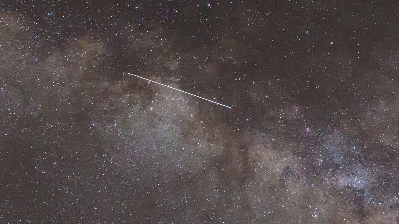 You are currently viewing Two meteor showers are expected to peak this week.  Here’s how to see them |  CNN